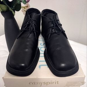 Easy Spirit Women's Black Shoes